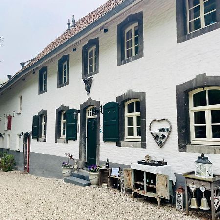 Attractively Furnished Holiday Home In Slenaken Buitenkant foto